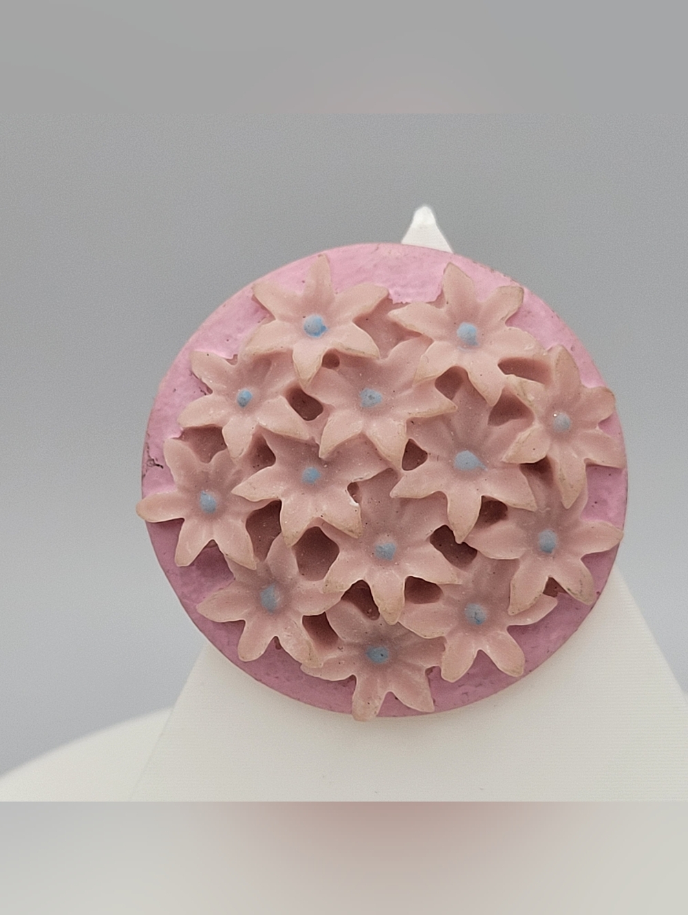 Vintage Ceramic Daisy Cluster Brooch Pink Flower Pin Hand Painted 1950s 1960s